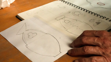 Atelier De Maindis, terracotta jars being created for Mediterranean gardens